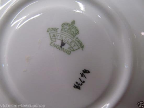 １１７　エインズレイ　カップ＆ソーサー　伊万里パターン　ポピー