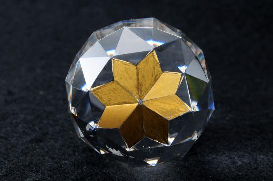 ２５８　古ガラス　バカラ・金彩碧硝子切子多面体 ボトル