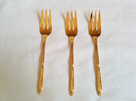 ０６８　クリストフル２４金　ナターシャ Christofle フォーク3本セット