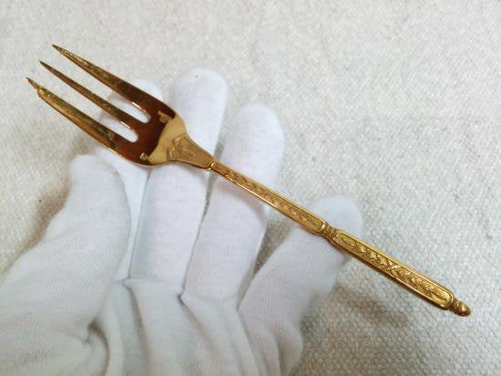 ０６８　クリストフル２４金　ナターシャ Christofle フォーク3本セット