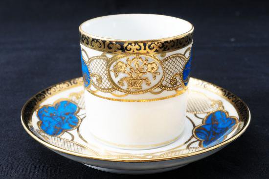 ００４　オールドノリタケ・金彩エナメル　風景図カップ＆ソーサー