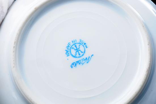 ００４　オールドノリタケ・金彩エナメル　風景図カップ＆ソーサー