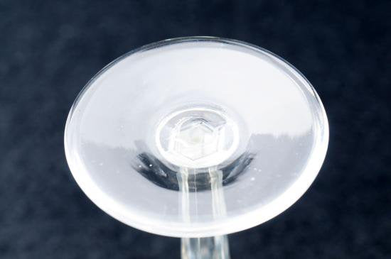 １４９　アンティーク バカラ　Baccarat　リキュールグラス　グリーン