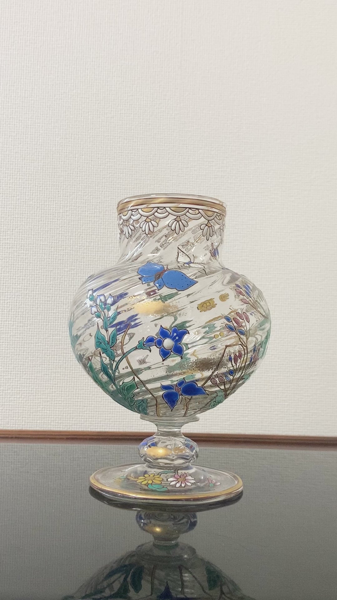 エミールガレ　初期作品　蝶々と花紋花瓶