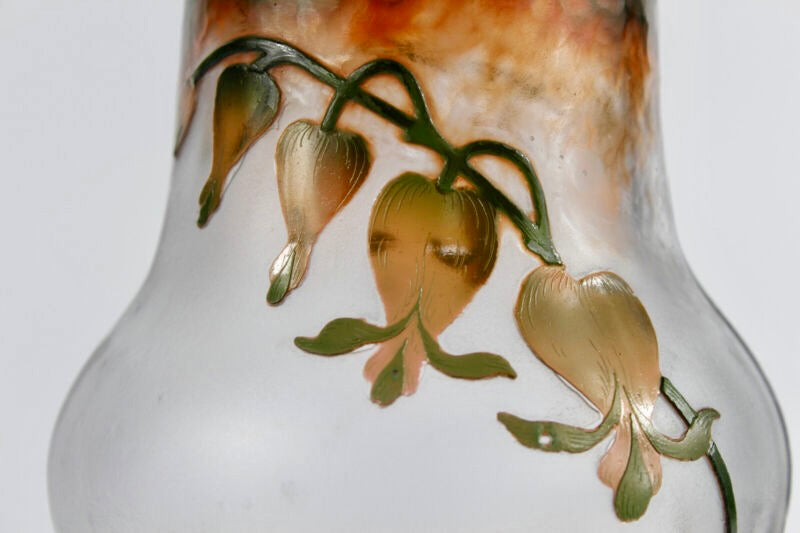 ドーム兄弟（ドームナンシー）フクシアの花が描かれた花瓶