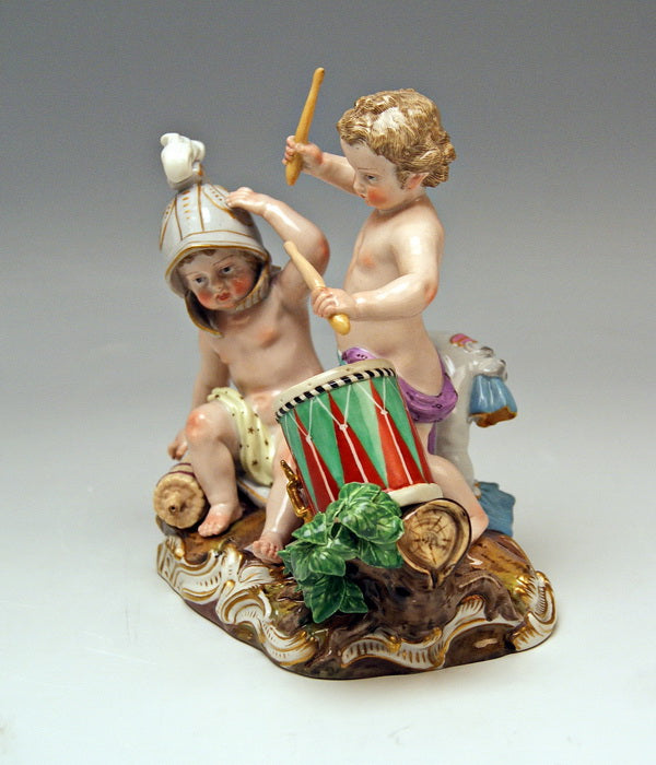 マイセン人形(MEISSEN)「ドラムを持つ二人の天使(ケルビム)」