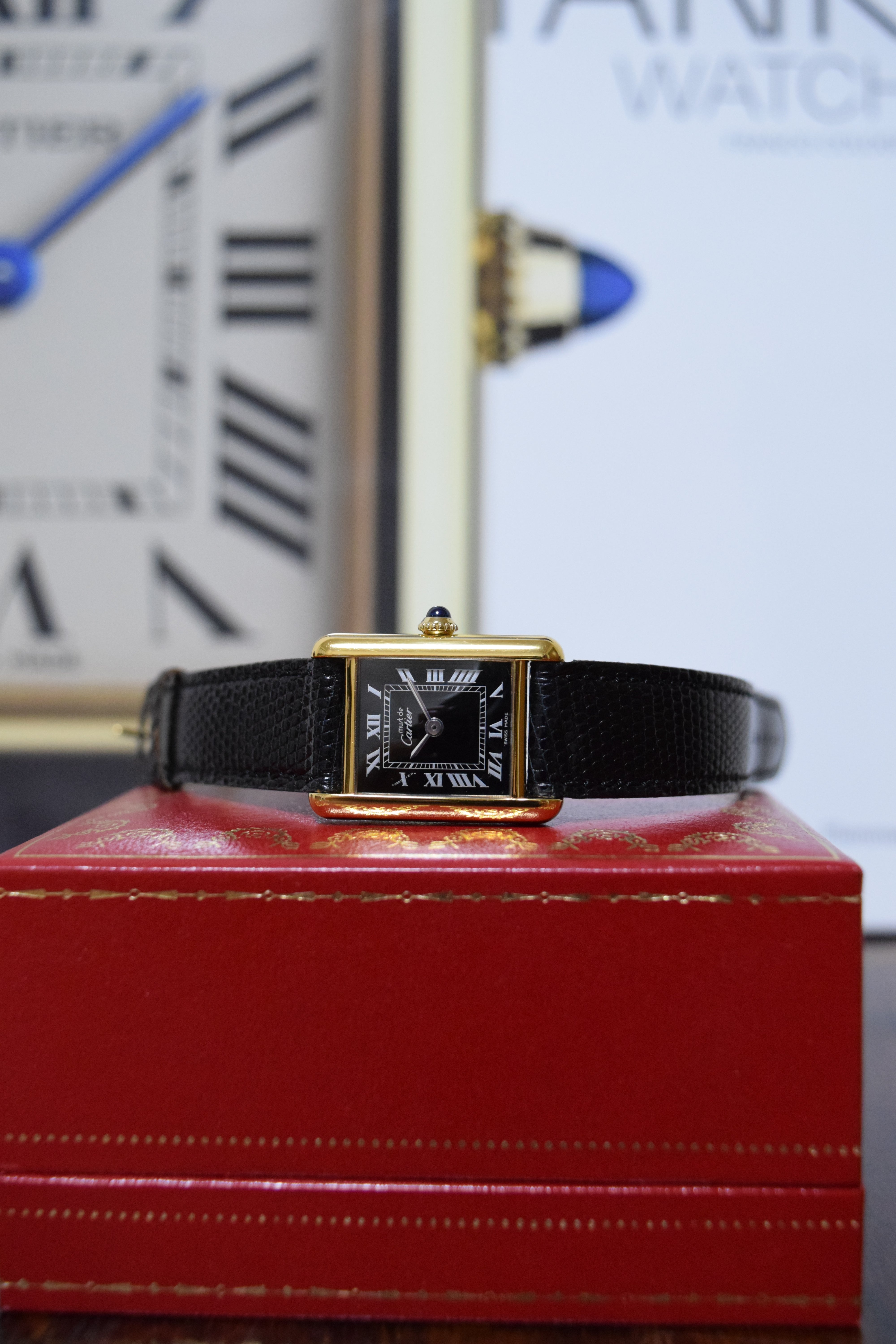 国際永久保証書付き』マスト ドゥ カルティエ タンク レディース