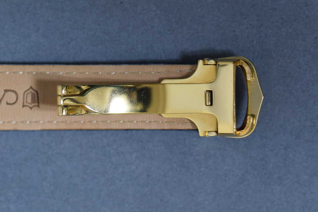 廃盤マスト ドゥ カルティエ タンク　ユニセックス ヴィンテージウォッチ 飛びアラビア LMサイズ 純銀に18Kヴェルメイユ