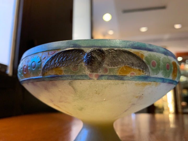 アルジー・ルソー　ワシが描かれたコンポート型ガラス器