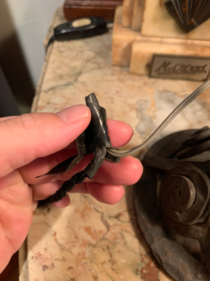 ドーム兄弟（ドームナンシー）アールデコ様式花紋テーブルランプ