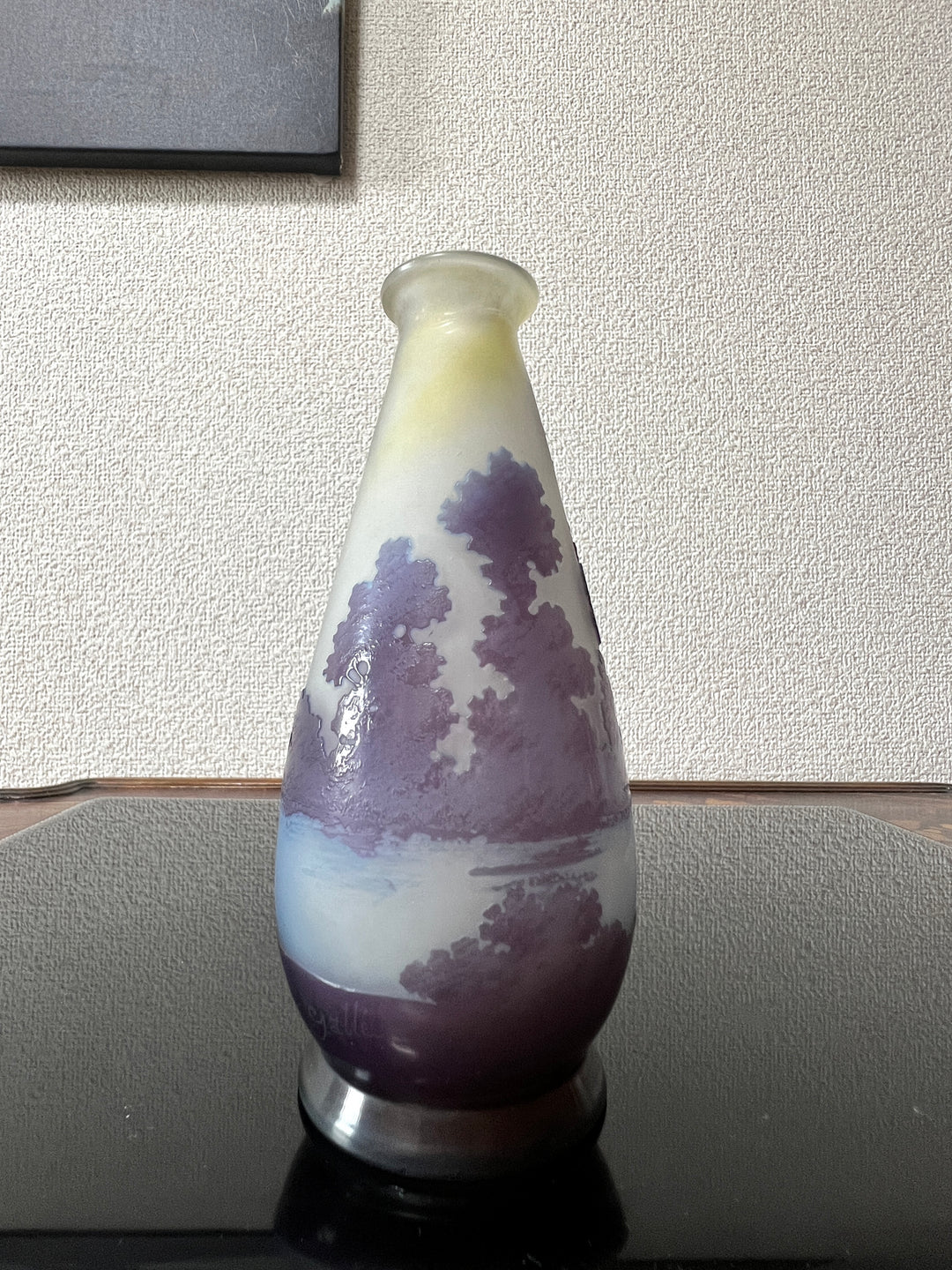 エミールガレ　湖水風景が描かれた花瓶