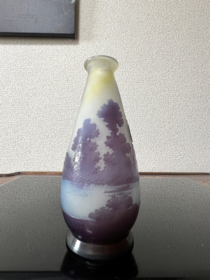 エミールガレ　湖水風景が描かれた花瓶