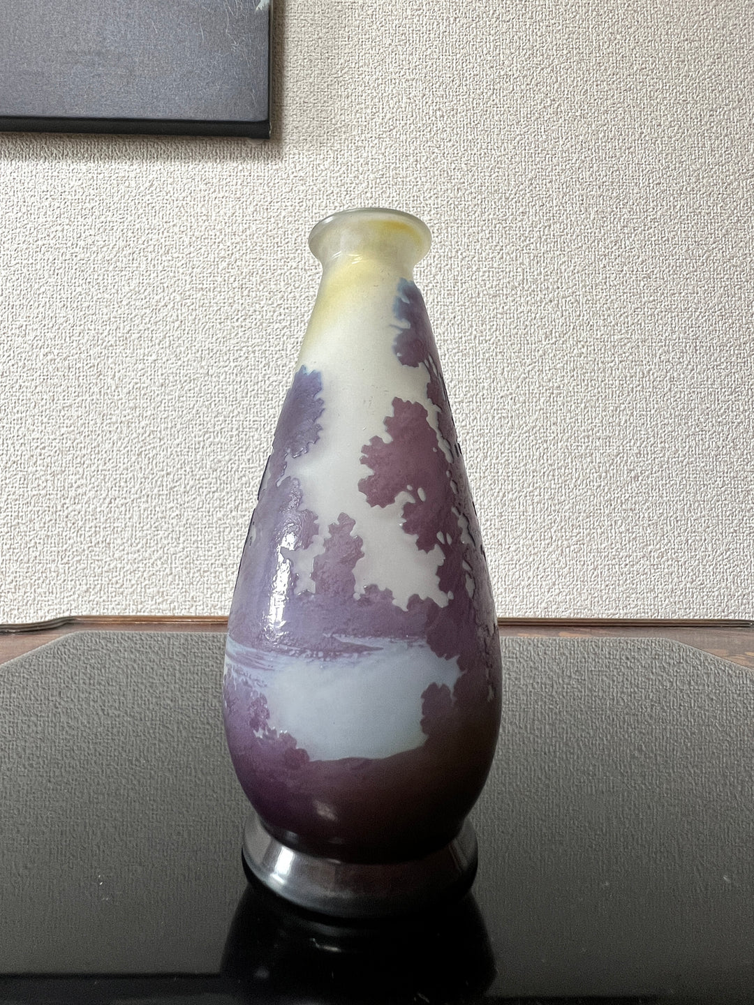 エミールガレ　湖水風景が描かれた花瓶