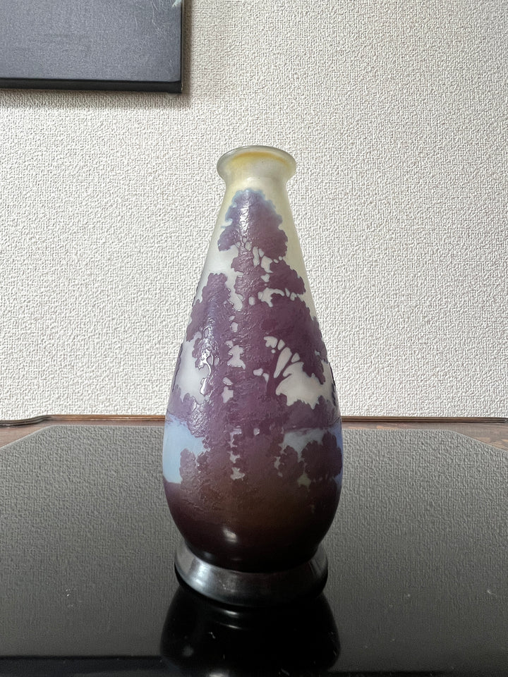 エミールガレ　湖水風景が描かれた花瓶