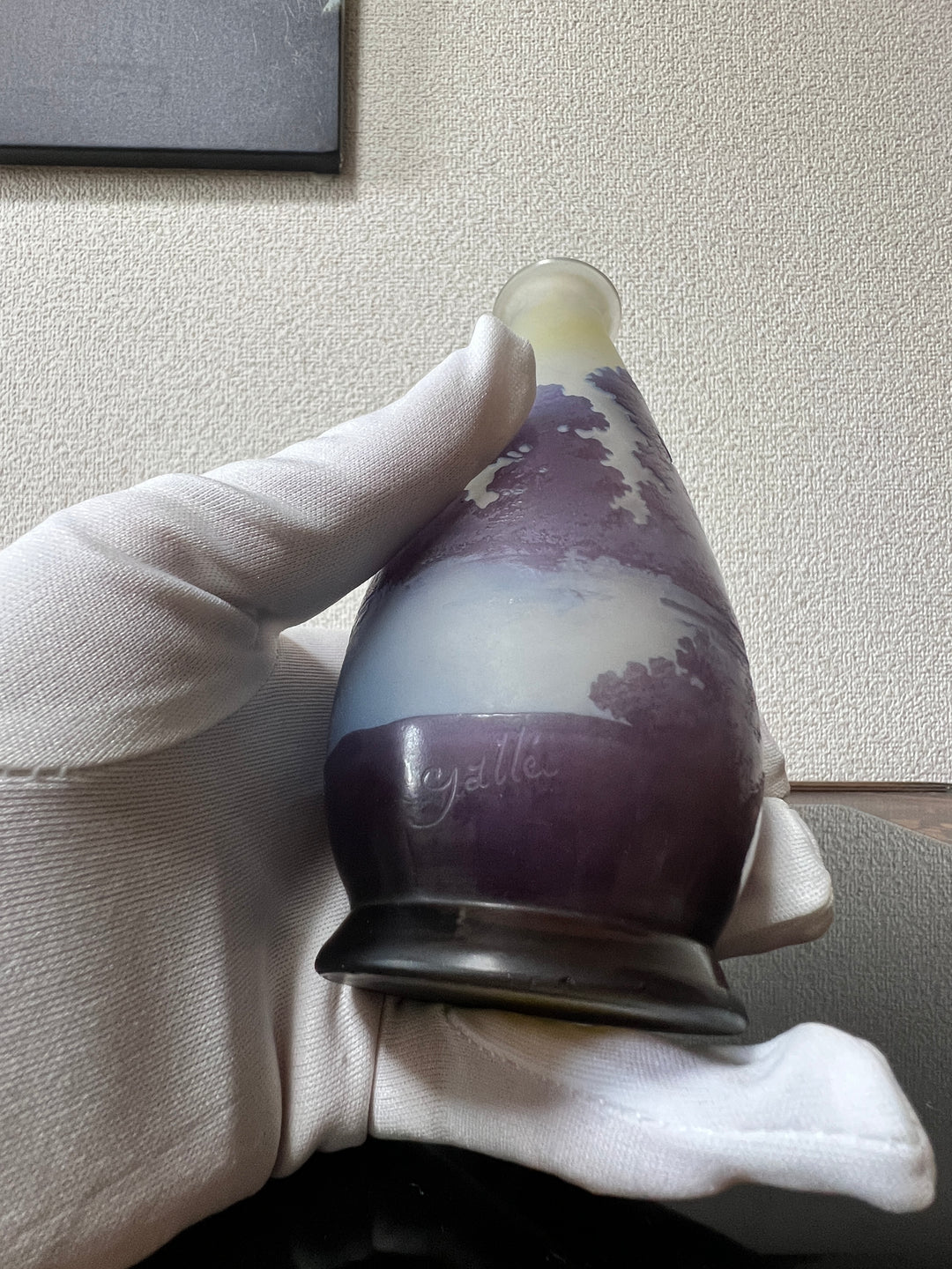エミールガレ　湖水風景が描かれた花瓶