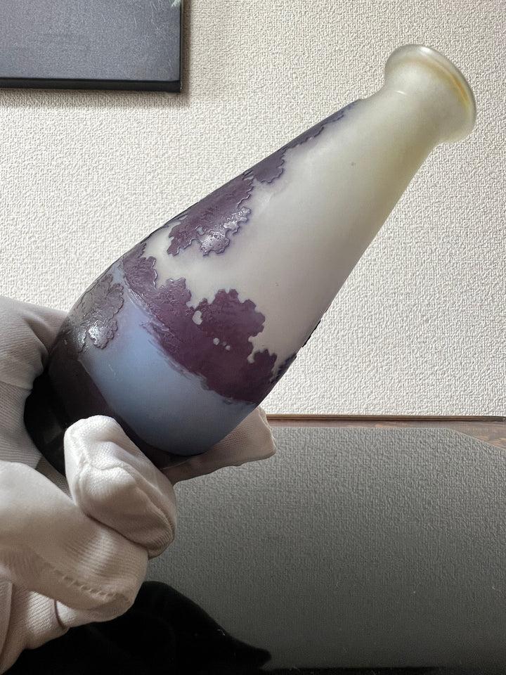 エミールガレ　湖水風景が描かれた花瓶