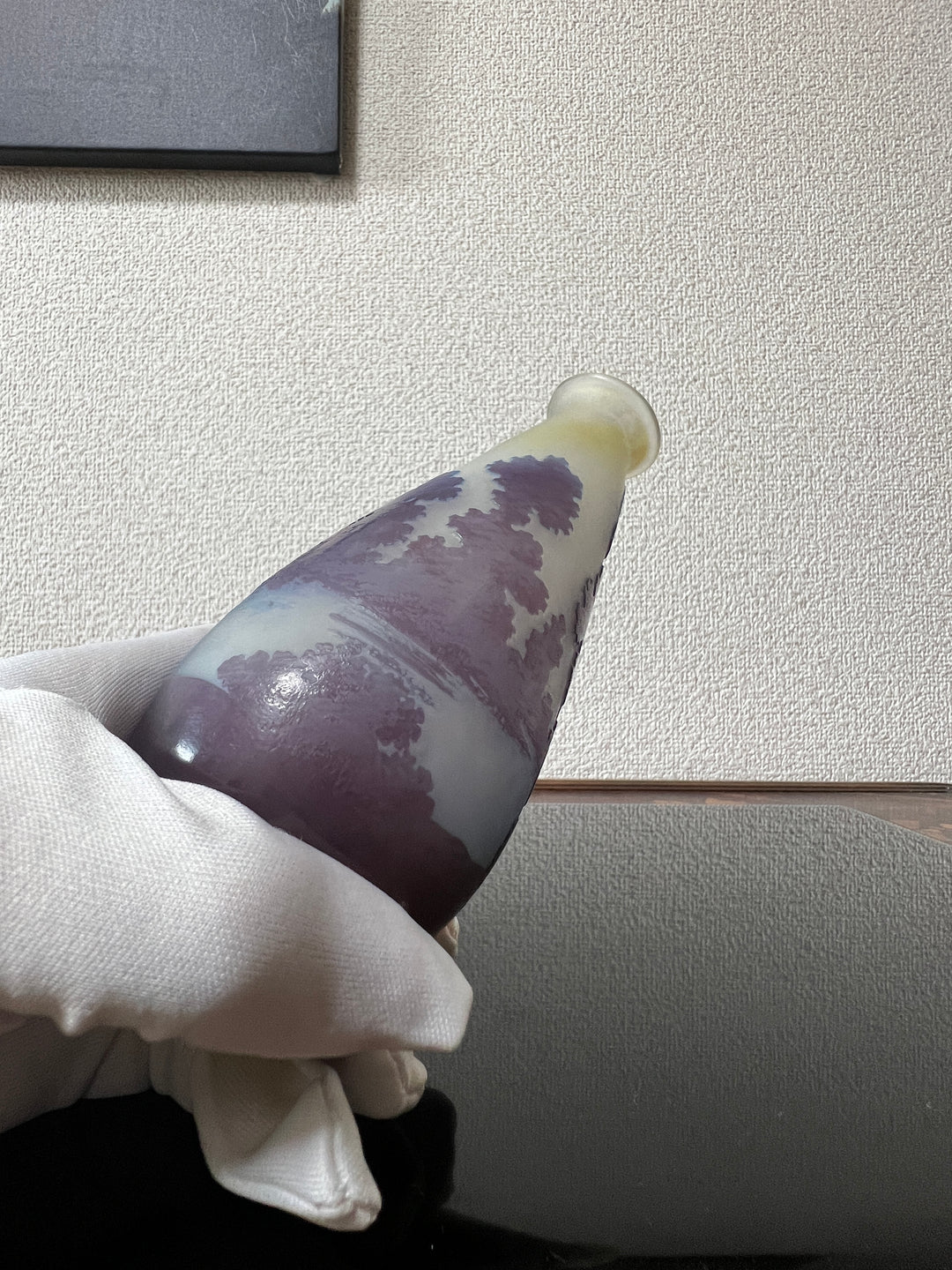 エミールガレ　湖水風景が描かれた花瓶