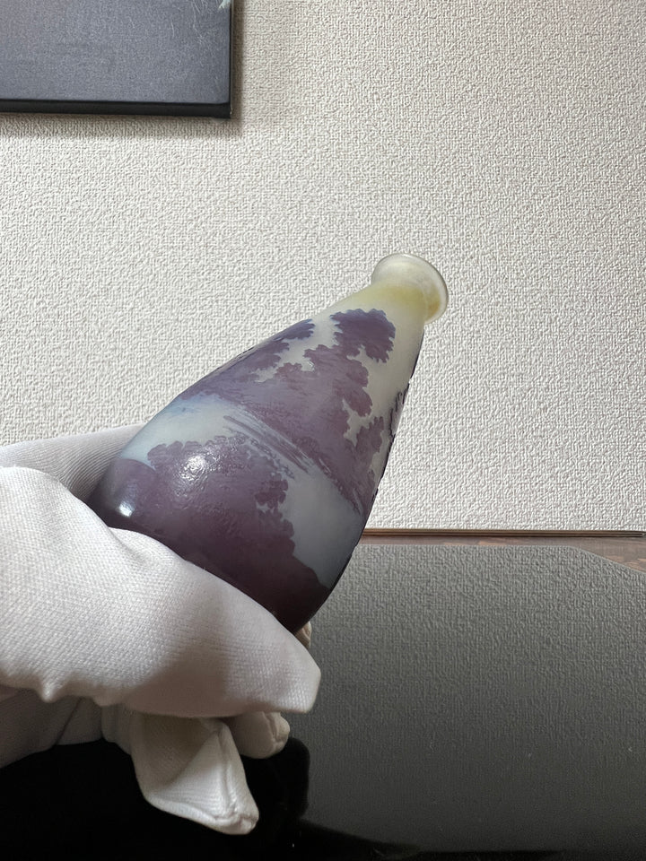 エミールガレ　湖水風景が描かれた花瓶