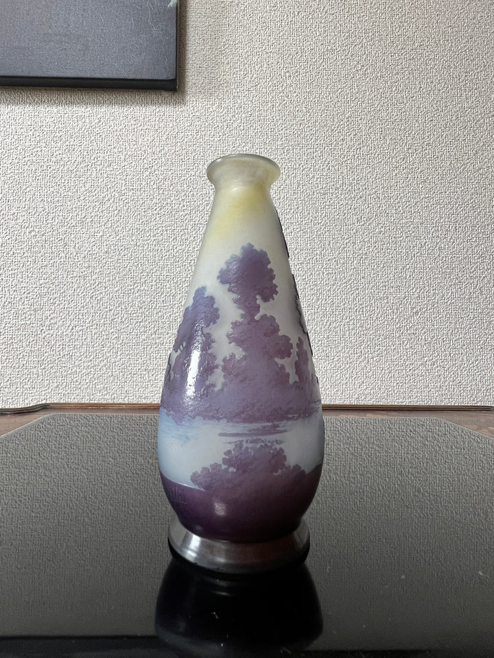 エミールガレ　湖水風景が描かれた花瓶