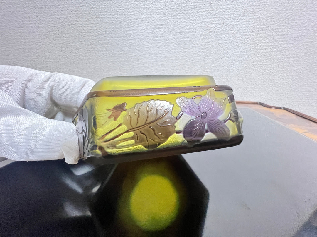エミールガレ スミレの花のオクタゴン型小物入れ（ボンボニエール）アールヌーボー期