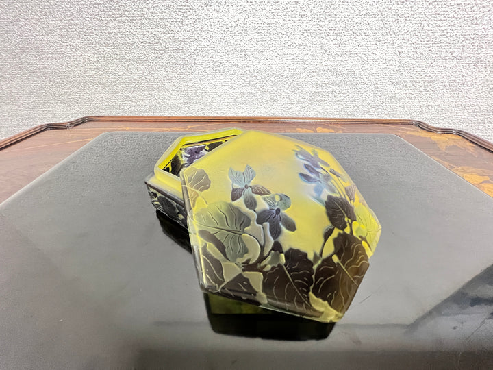 エミールガレ スミレの花のオクタゴン型小物入れ（ボンボニエール）アールヌーボー期