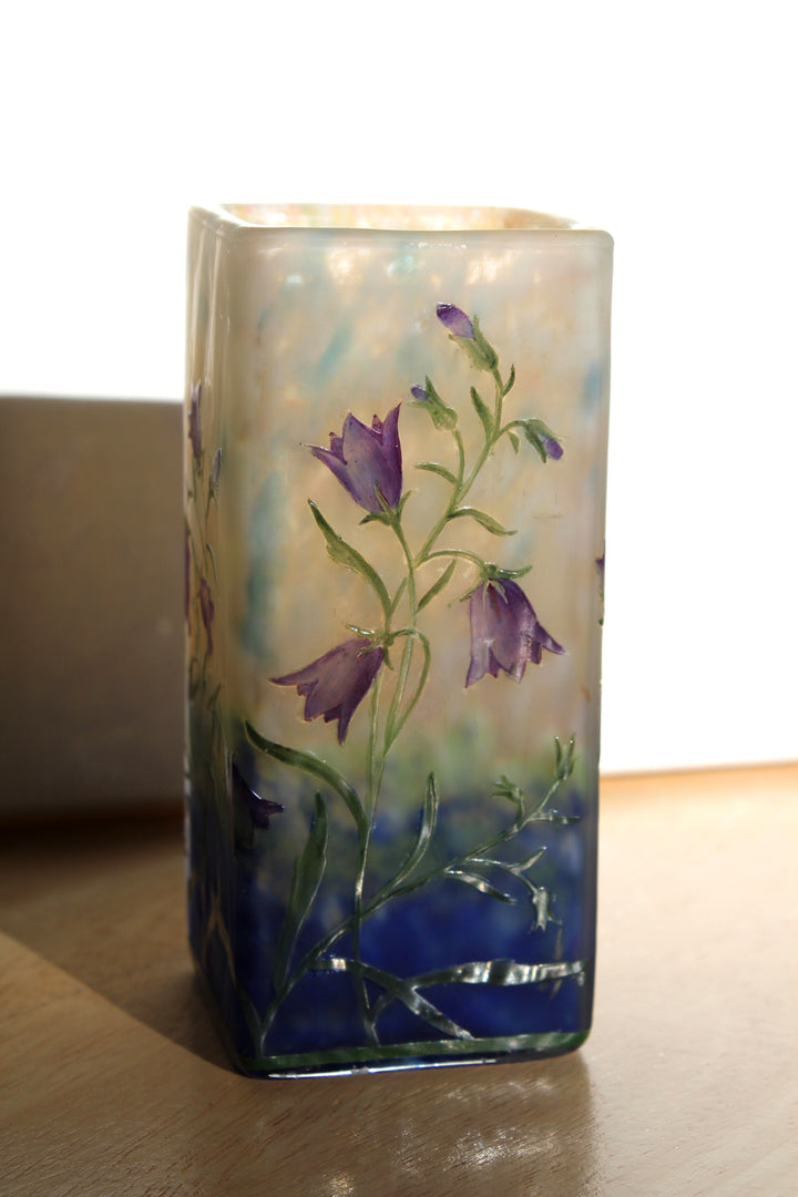 ドーム兄弟（ドームナンシー）カンパネラの花の花瓶
