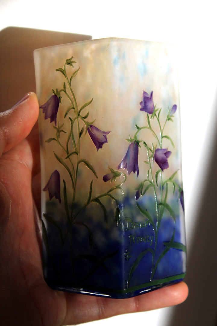 ドーム兄弟（ドームナンシー）カンパネラの花の花瓶