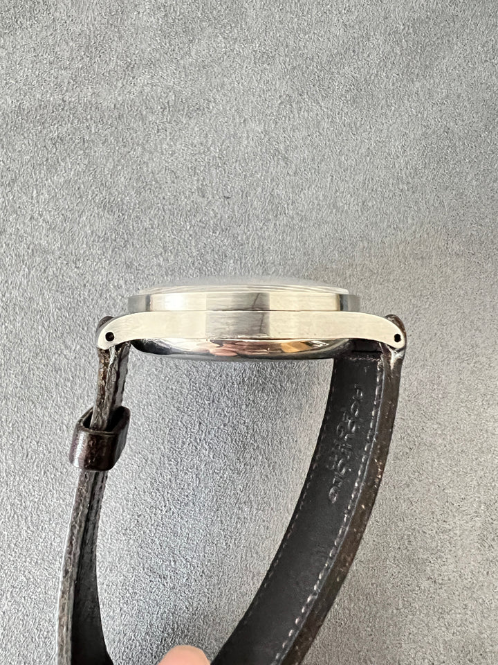 ヴィンテージ ミリタリークロノグラフ　アンジェラス　キャリバー210 CAL.210