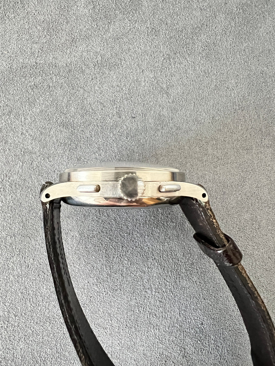 ヴィンテージ ミリタリークロノグラフ　アンジェラス　キャリバー210 CAL.210