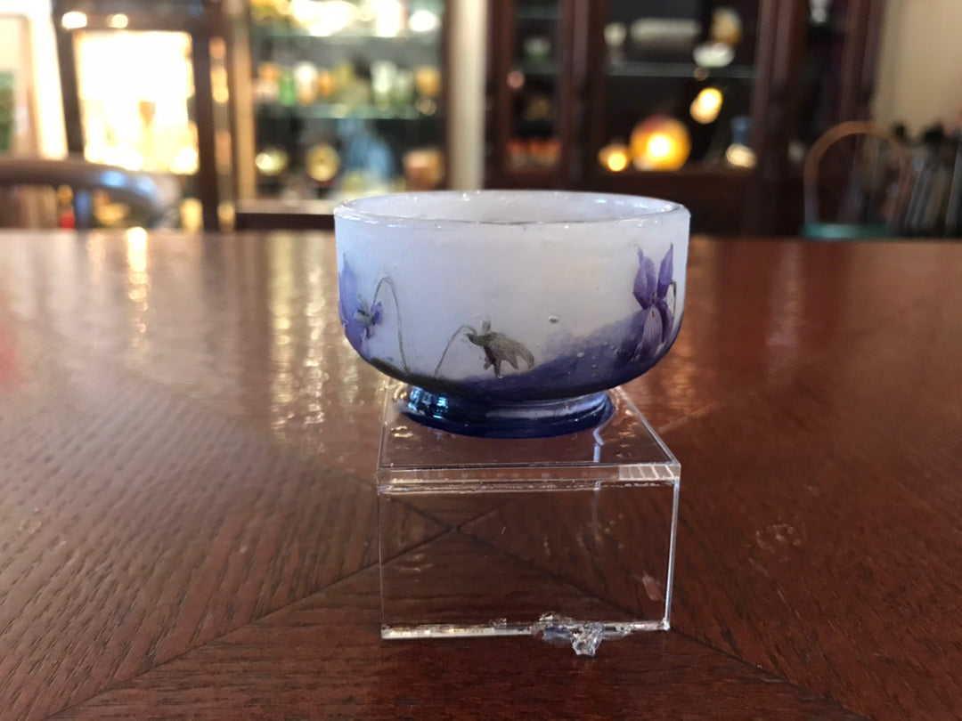 ドーム兄弟（ドームナンシー ）スミレの花のミニチュアール　杯