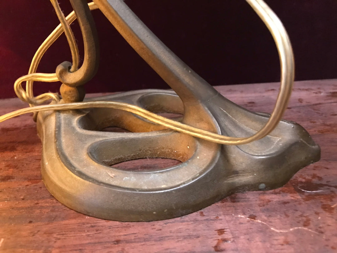 マジョレル＆ミューラー兄弟のテーブルランプ