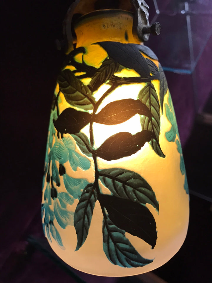 マジョレル＆ミューラー兄弟のテーブルランプ