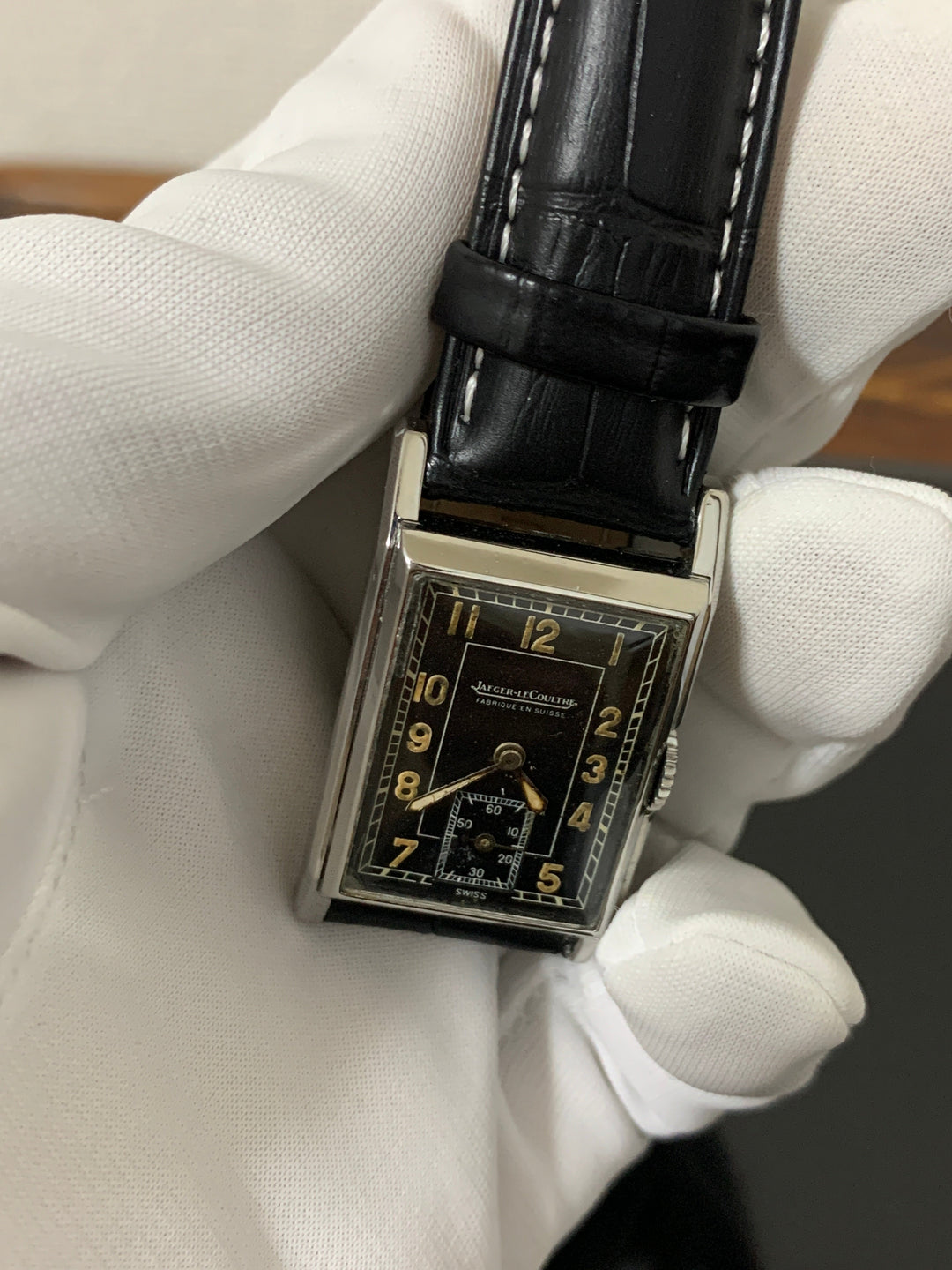1943年製 ジャガールクルト　レクタンギュラー型 手巻きヴィンテージウォッチ
