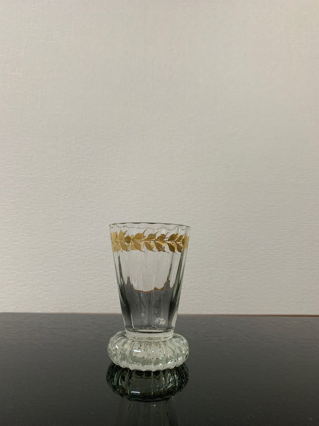 エミールガレ　初期作品　１８９４年製　エナメルリキュールグラス 1