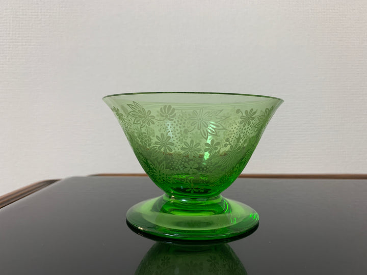 オールドバカラ　エリザベート　グリーンのコンポートクープグラス