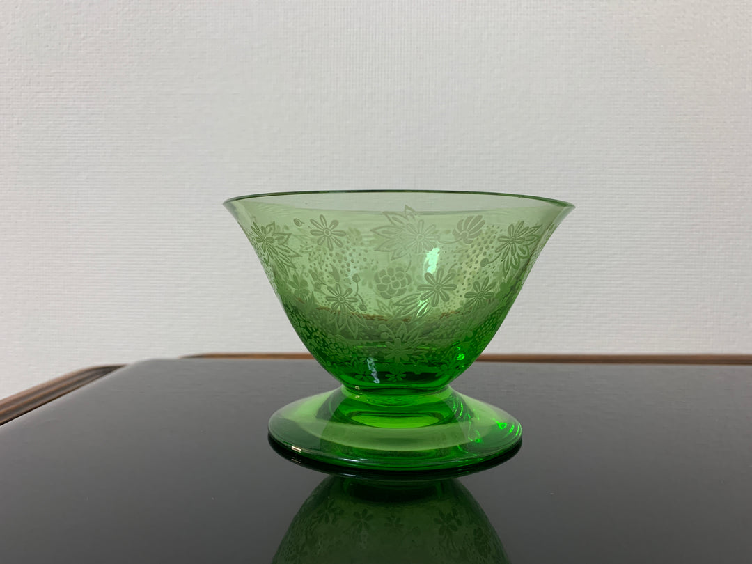 オールドバカラ　エリザベート　グリーンのコンポートクープグラス