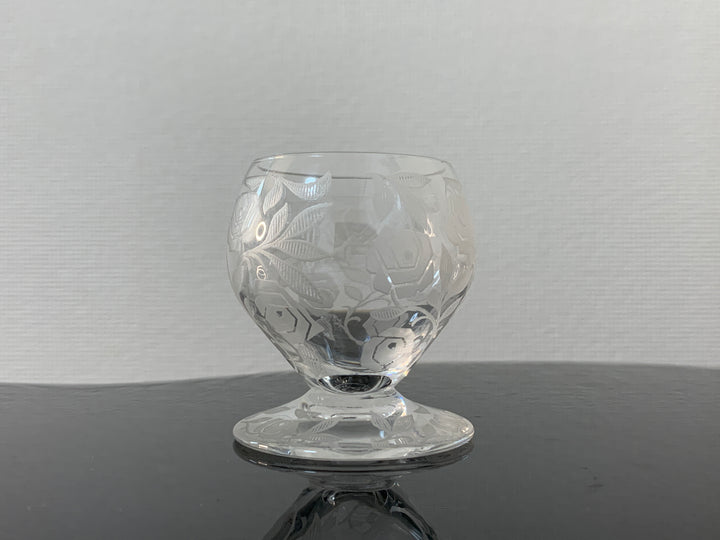 オールドバカラ　フォントネー『薔薇』極小のショットグラス