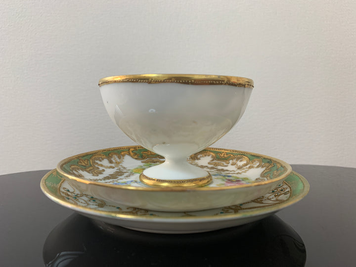 オールドノリタケ アールヌーボー様式 ピンクローズと金彩のティーカップ