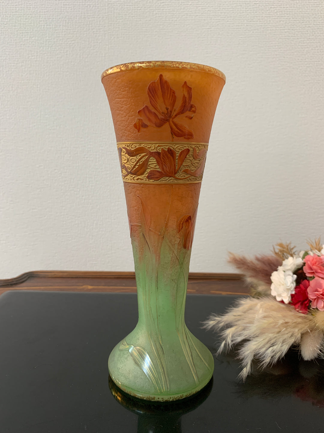 ドームナンシー （ドーム兄弟）チューリップの花の中型花瓶