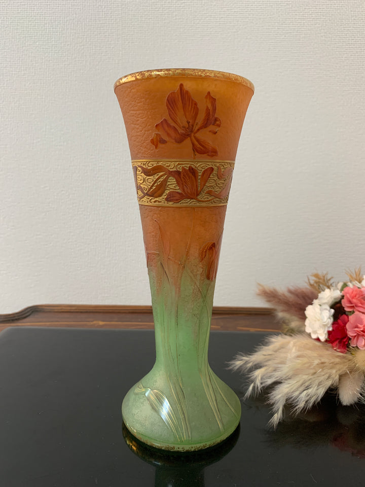 ドームナンシー （ドーム兄弟）チューリップの花の中型花瓶