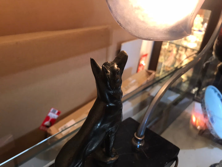 ミューラー兄弟　犬のブロンズのアンティークテーブルランプ