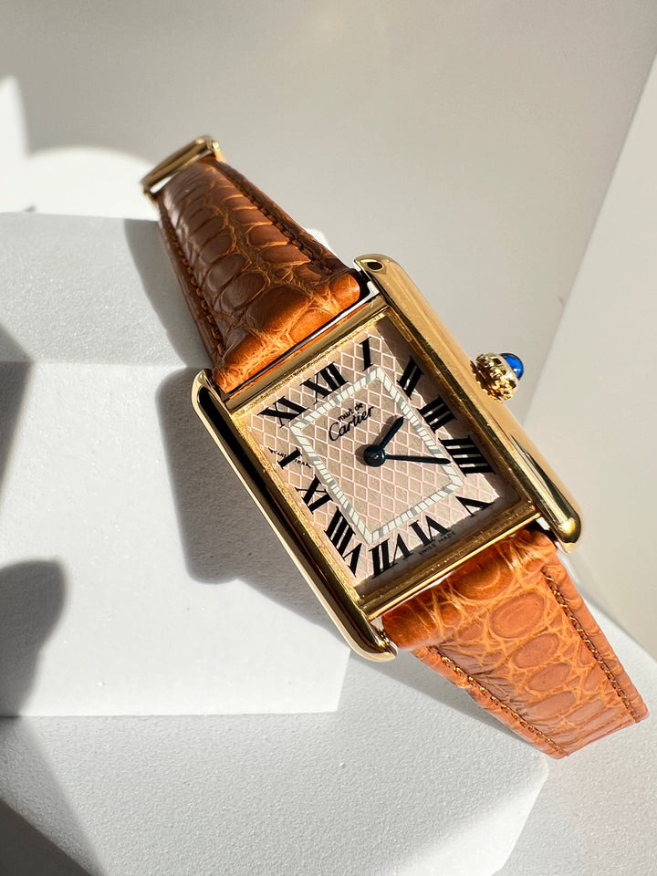 カルティエ　レディース　マストタンク　ヴィンテージ品　オーガニックウッド　限定品 カルティエ マストタンク ワインレッド 美品 アンティークウオッチ