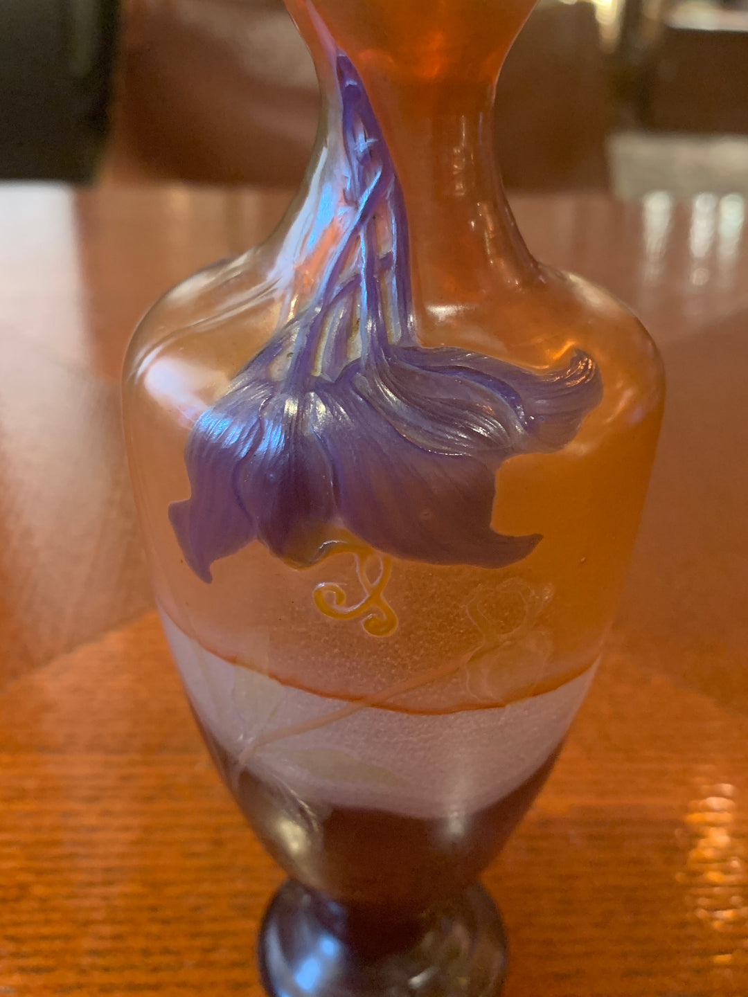 エミールガレ　初期作品　マルケットリー技法で作られたオダマキ文花瓶