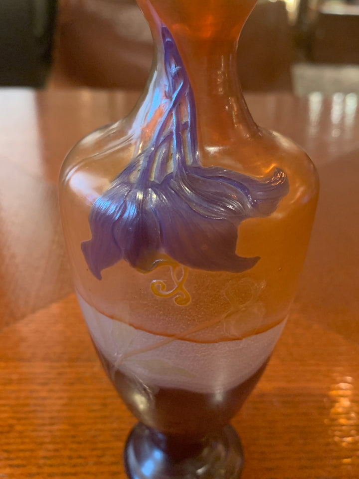 エミールガレ　初期作品　マルケットリー技法で作られたオダマキ文花瓶