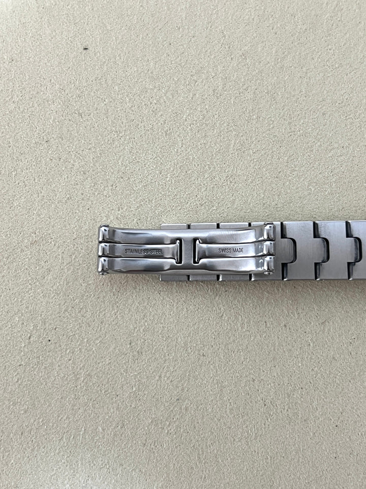 カルティエ　サントスガルべSMサイズ　コンビ クオーツ　レディースウォッチ（ボックス付き）
