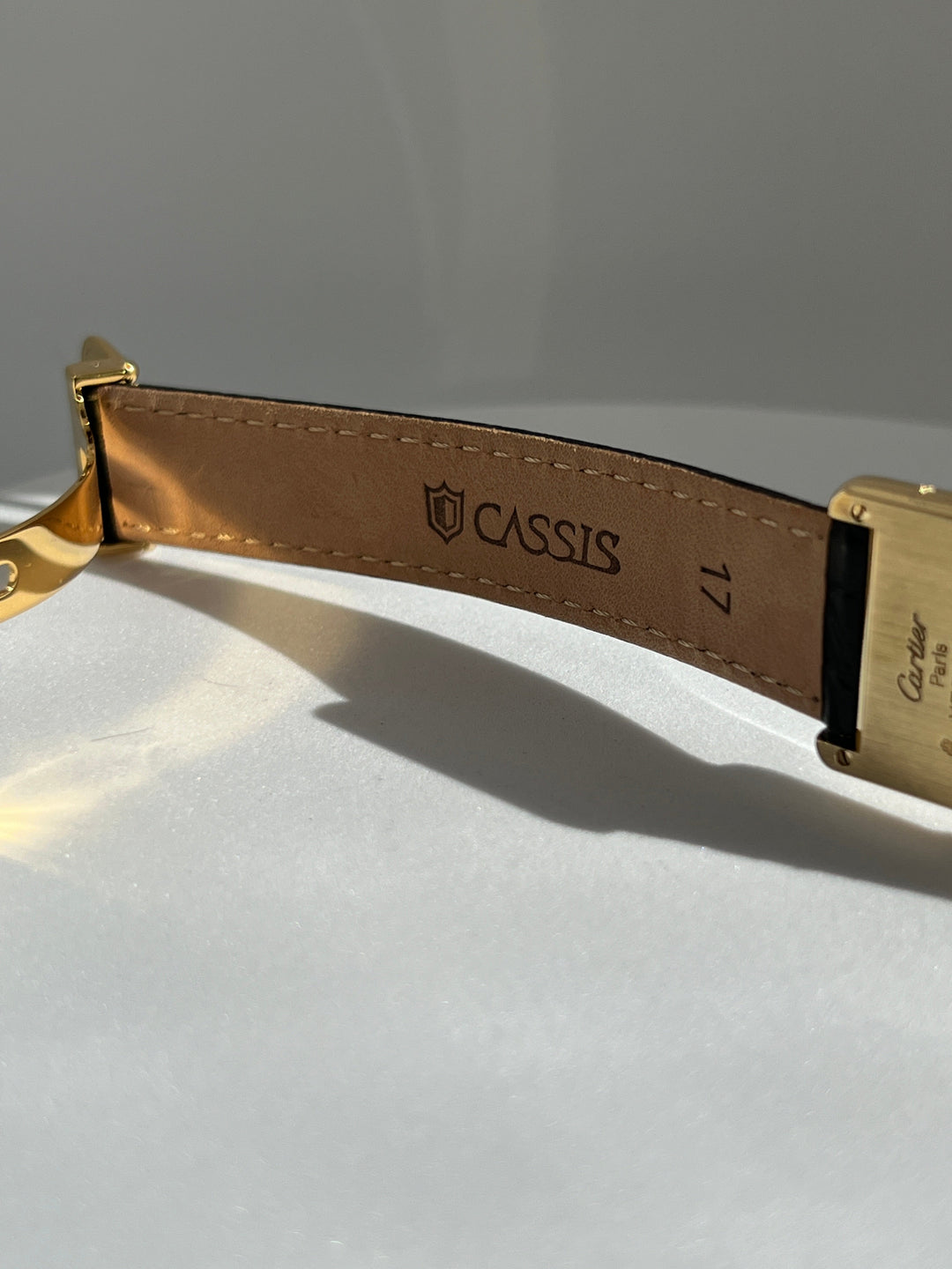 廃盤マスト ドゥ カルティエ タンク　ユニセックス ヴィンテージウォッチ ブレゲ数字 LMサイズ 純銀に18Kヴェルメイユ