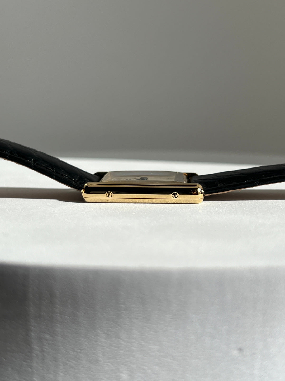 廃盤マスト ドゥ カルティエ タンク　ユニセックス ヴィンテージウォッチ ブレゲ数字 LMサイズ 純銀に18Kヴェルメイユ