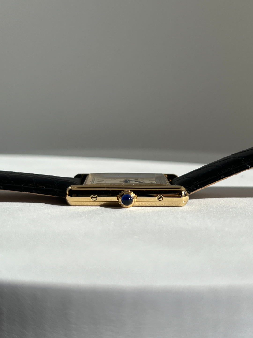 廃盤マスト ドゥ カルティエ タンク　ユニセックス ヴィンテージウォッチ ブレゲ数字 LMサイズ 純銀に18Kヴェルメイユ