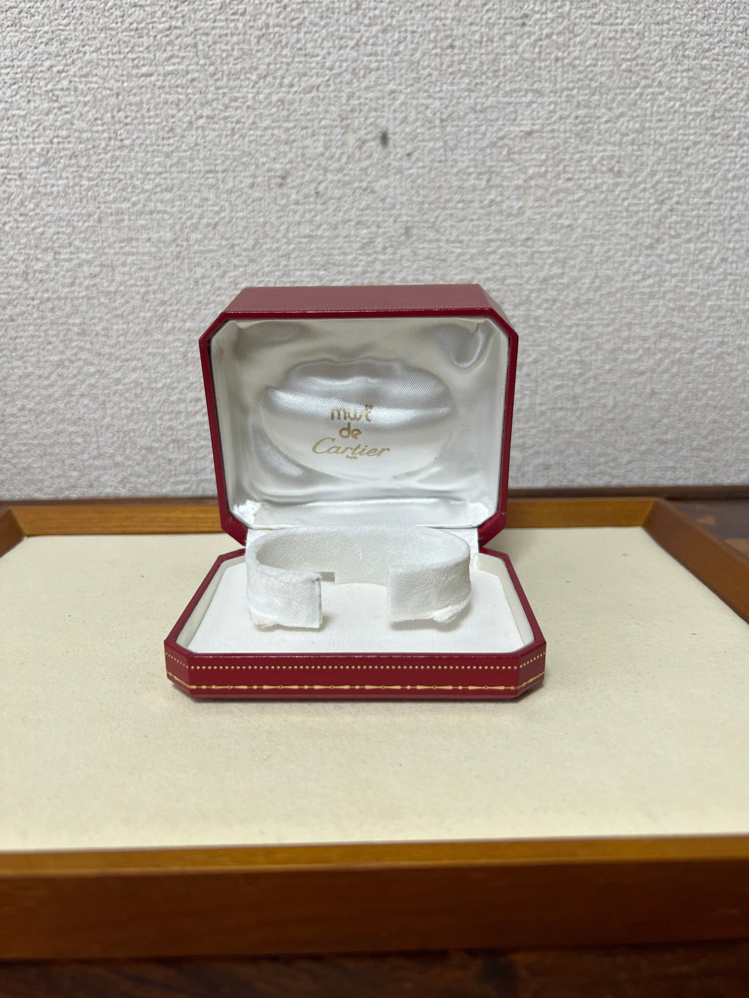 廃盤マスト ドゥ カルティエ タンク　ユニセックス ヴィンテージウォッチ 飛びアラビア LMサイズ 純銀に18Kヴェルメイユ