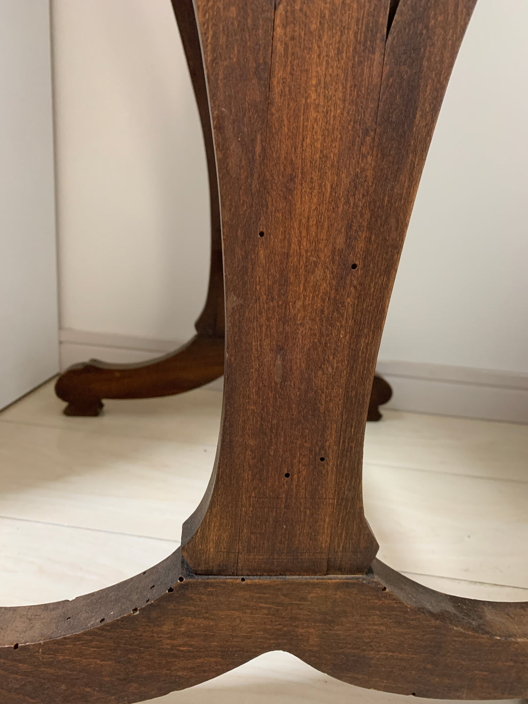 エミールガレの初期作品 3匹の猫が描かれたテーブル – アンティーク